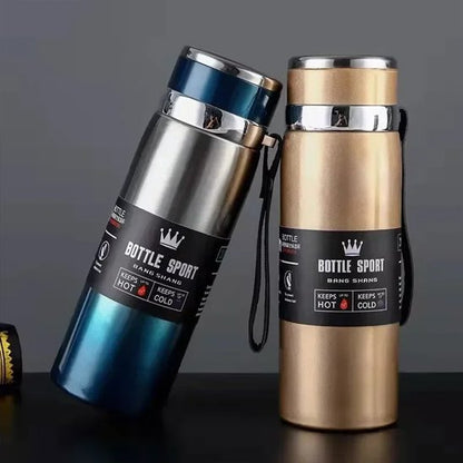 Gourde isotherme 2 bouteille sur le comptoir