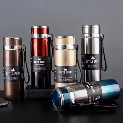 Gourde isotherme 5 bouteilles sur la table